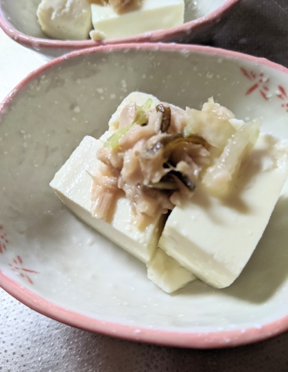 ツナと塩昆布とキャベツの豆腐サラダ
