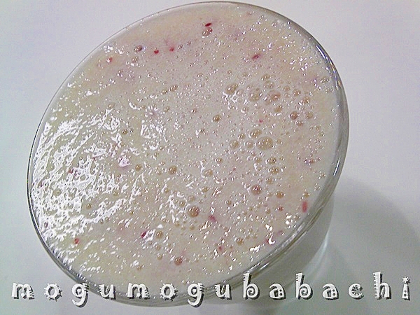 皮付きリンゴとバナナのシェイク