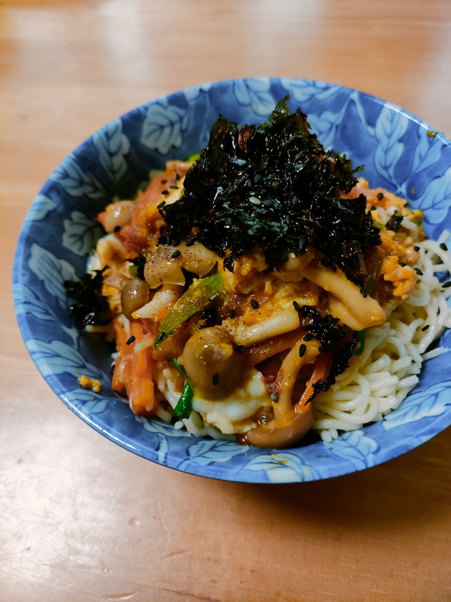 汁なし卵とじラーメン