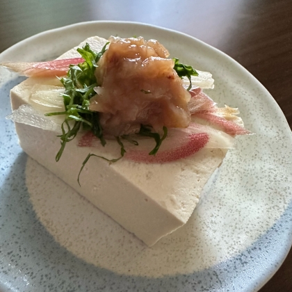 暑い日にᕷ٭ みょうが大葉と梅干しの冷奴ꕤ୭*