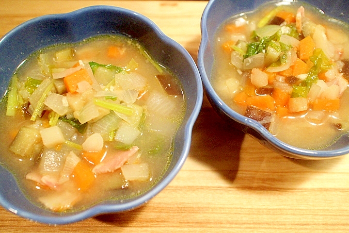 野菜たっぷり 野菜を食べる洋風味噌汁 ミソスープ レシピ 作り方 By Seika A 楽天レシピ