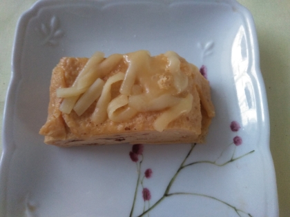 国産チーズ♡とろ〜んとチーズが美味✨明太卵焼き