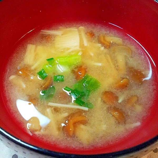 なめこ えのき ネギのお味噌汁 レシピ 作り方 By ラズベリっち 楽天レシピ なめこ えのき ネギのお味噌汁 レシピ 作り方 By ラズベリっち 楽天レシピ