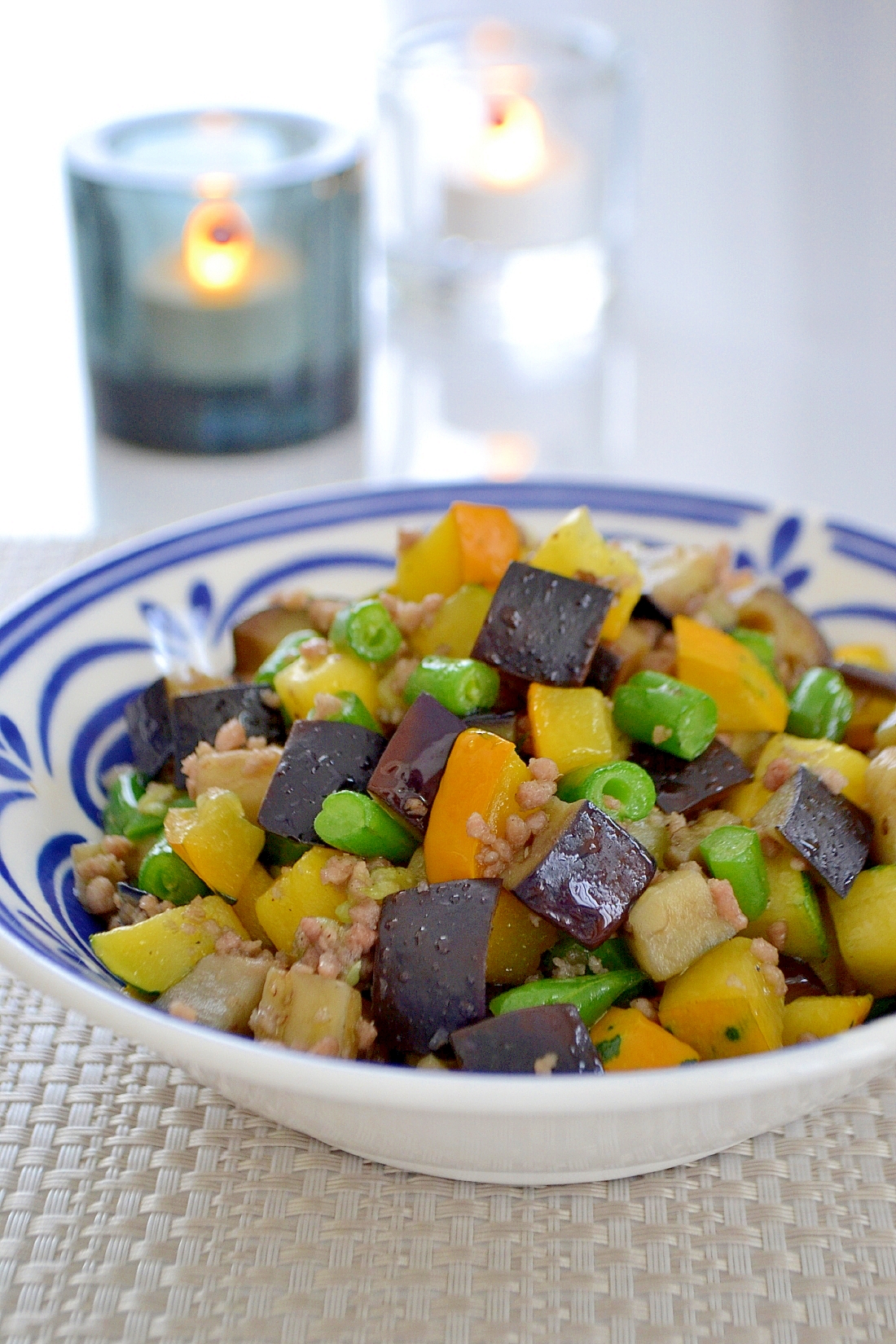 *なすとズッキーニのひき肉炒め*