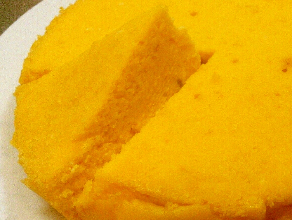 簡単／混ぜるだけで濃厚カボチャのチーズケーキ