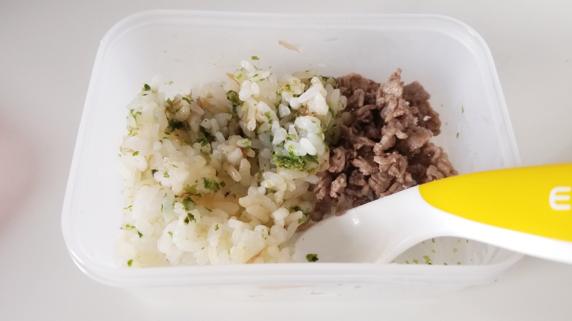 離乳食後期★鰹節と青海苔の醤油ご飯、ダシ汁牛肉添え