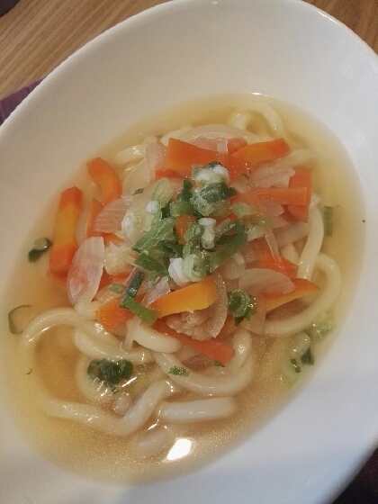 ★暑い日にも野菜たくさんヘルシー煮込みうどん☆