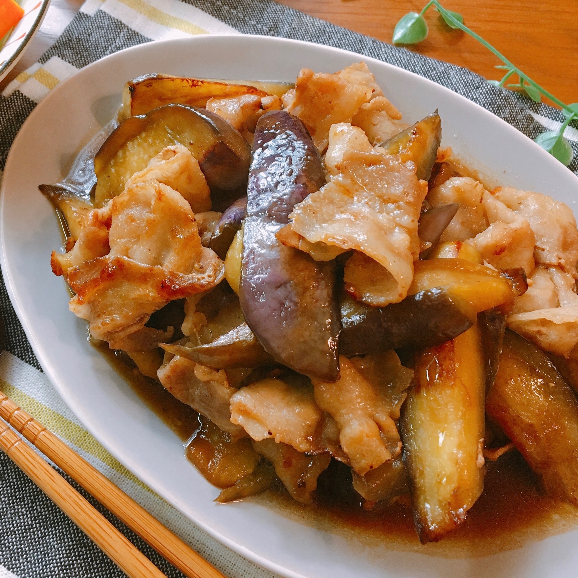 甘辛味でご飯が進む♡豚バラなす