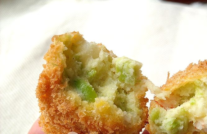 そら豆とえびのコロッケ