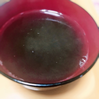 お湯をそそぐだけ☆　とろろ昆布のお吸い物♪