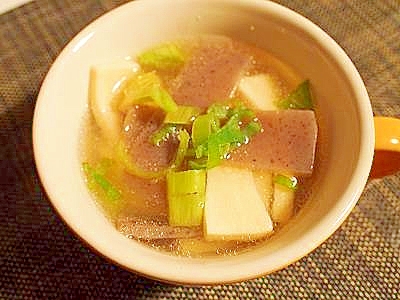 ヘルシー　高野豆腐と蒟蒻の中華スープ