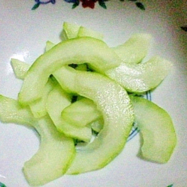 簡単 うりの浅漬け 2種 レシピ 作り方 By 鎌倉梅子 楽天レシピ 簡単 うりの浅漬け 2種 レシピ 作り方 By 鎌倉梅子 楽天レシピ