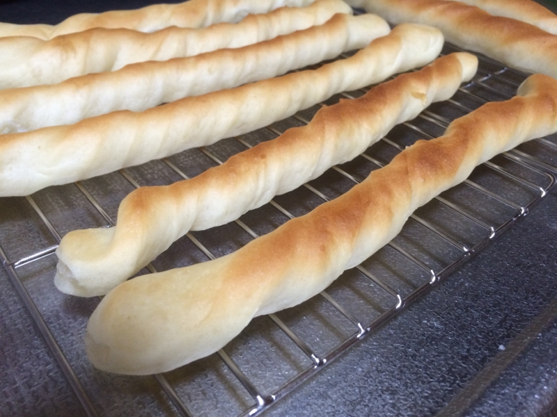 ほんのり甘い ミルクスナックパン レシピ 作り方 By ほろ苦ココア 楽天レシピ