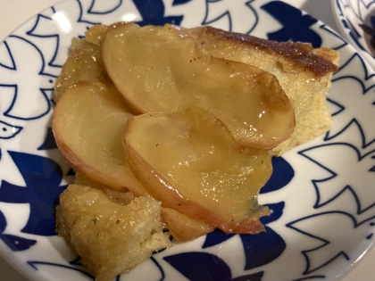 フライパンで作る♪カラメルりんごケーキ