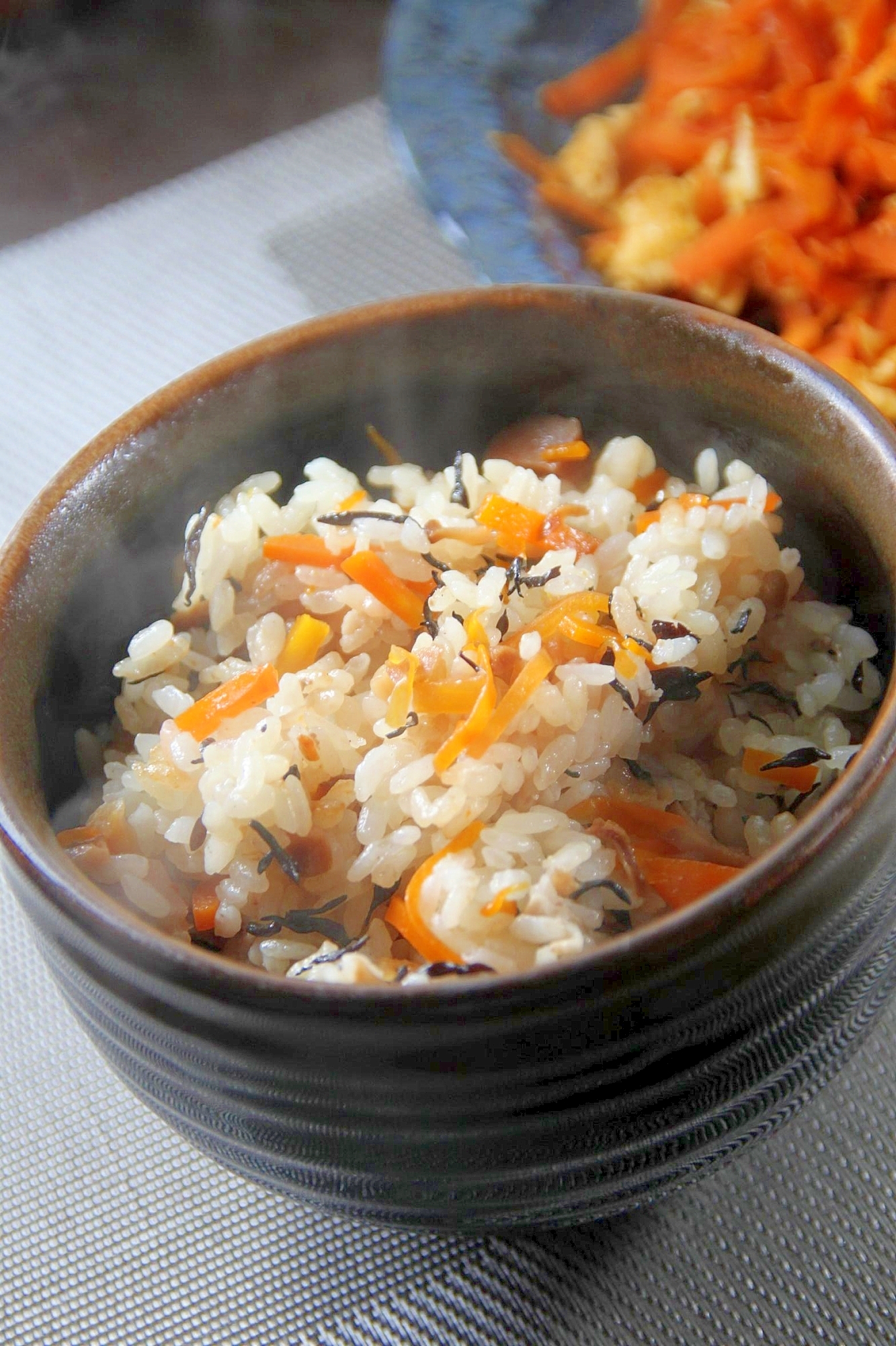 沖縄ど定番の炊き込みご飯『じゅーしー』
