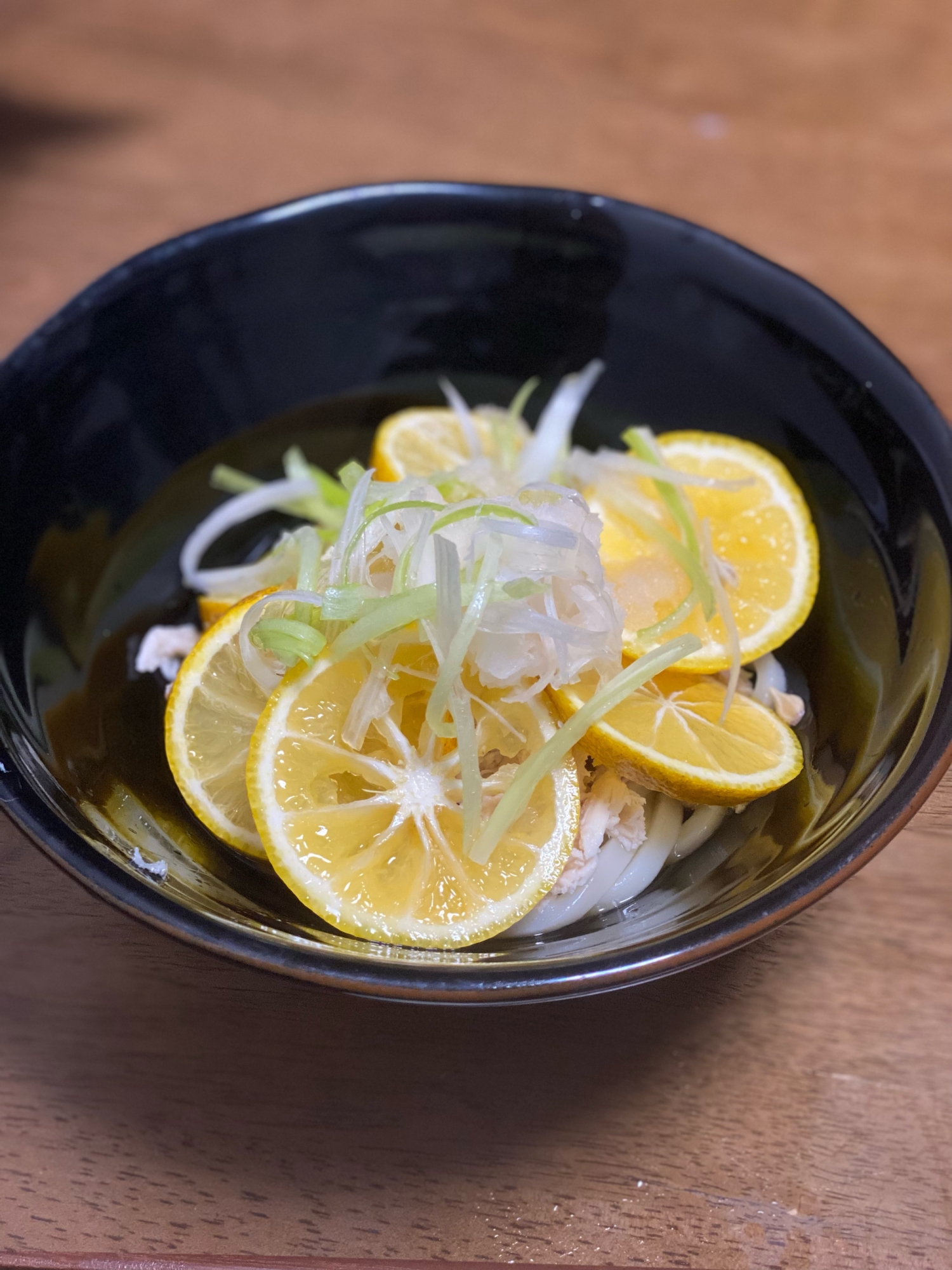 さっぱり美味しい！鶏ささみのかぼすおろしうどん