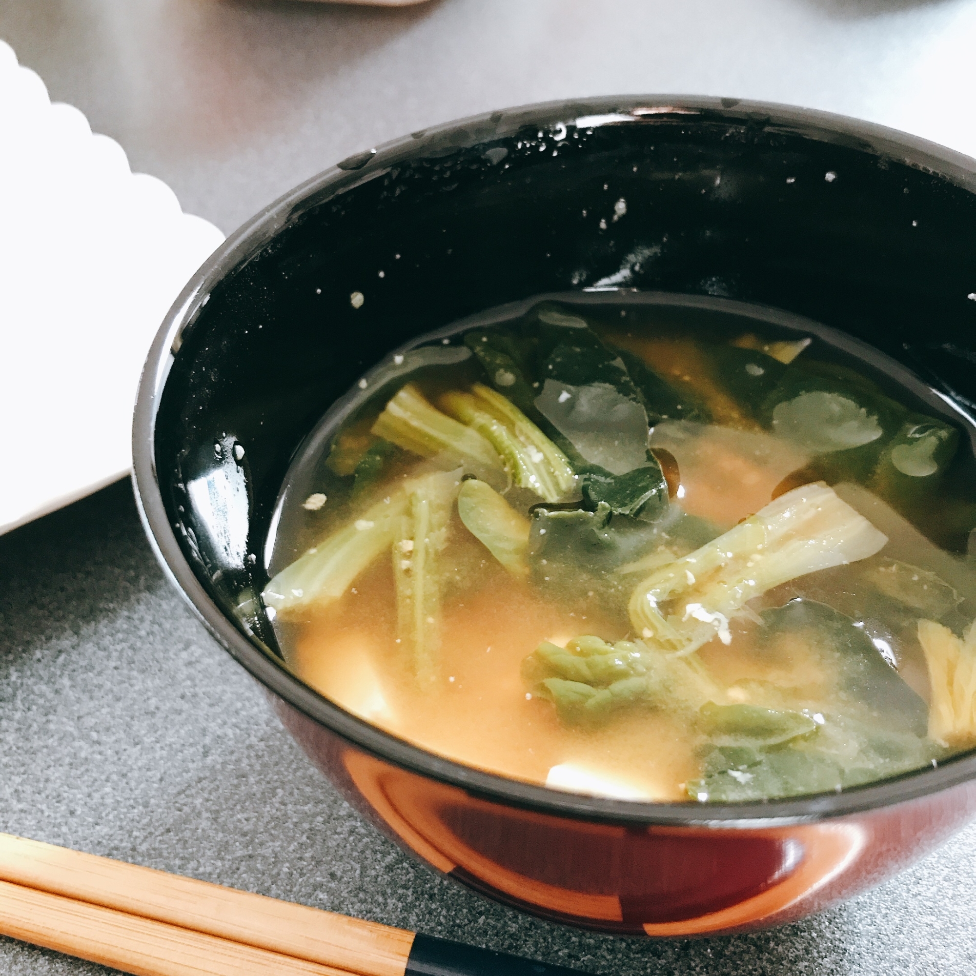 とろとろ！ちぢみほうれん草と絹豆腐の味噌汁