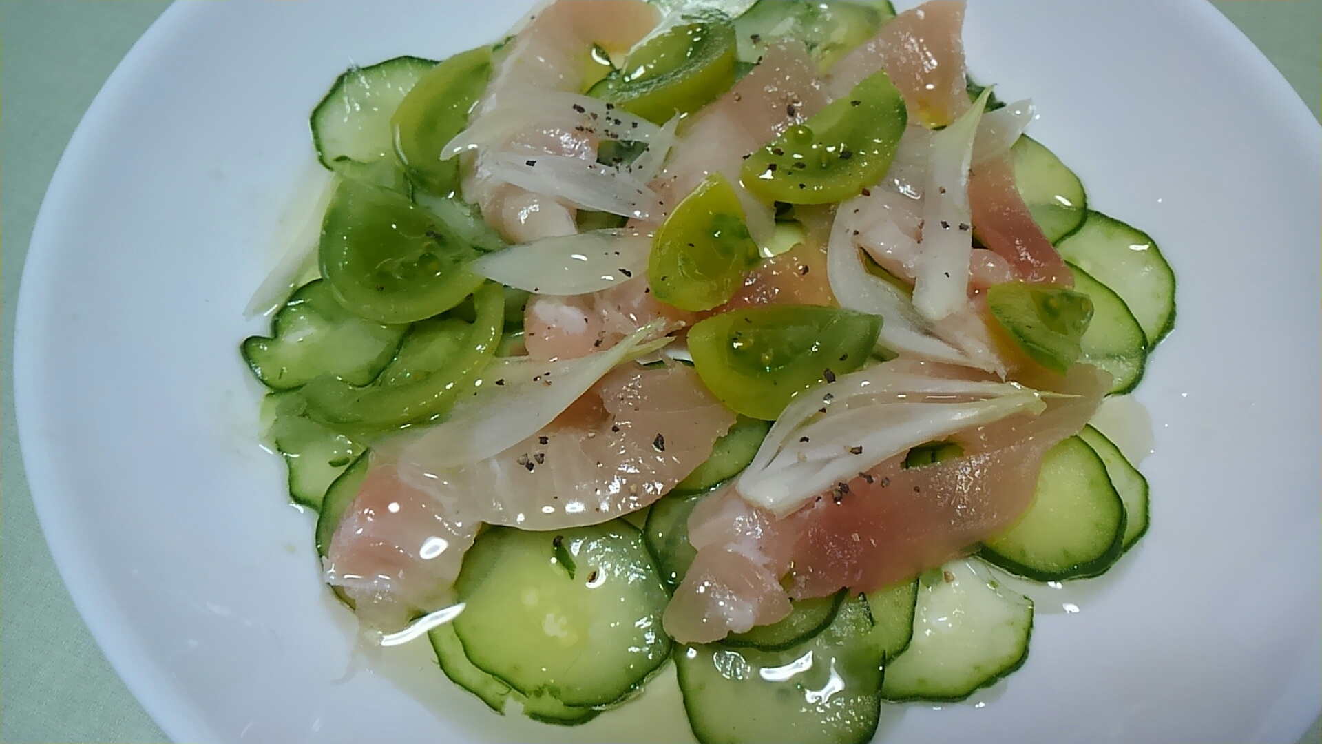 びんちょうまぐろのカルパッチョ*