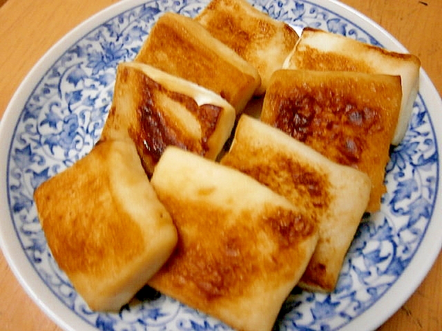 簡単 すぐ出来る 白はんぺんのしょうゆ焼 レシピ 作り方 By なな1151 楽天レシピ