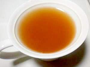 自家製キウイジャムで生姜紅茶