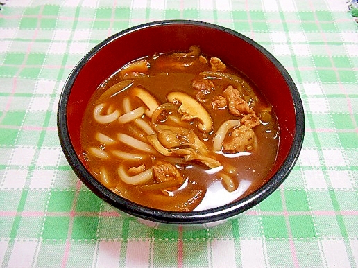 きのこのカレーうどん