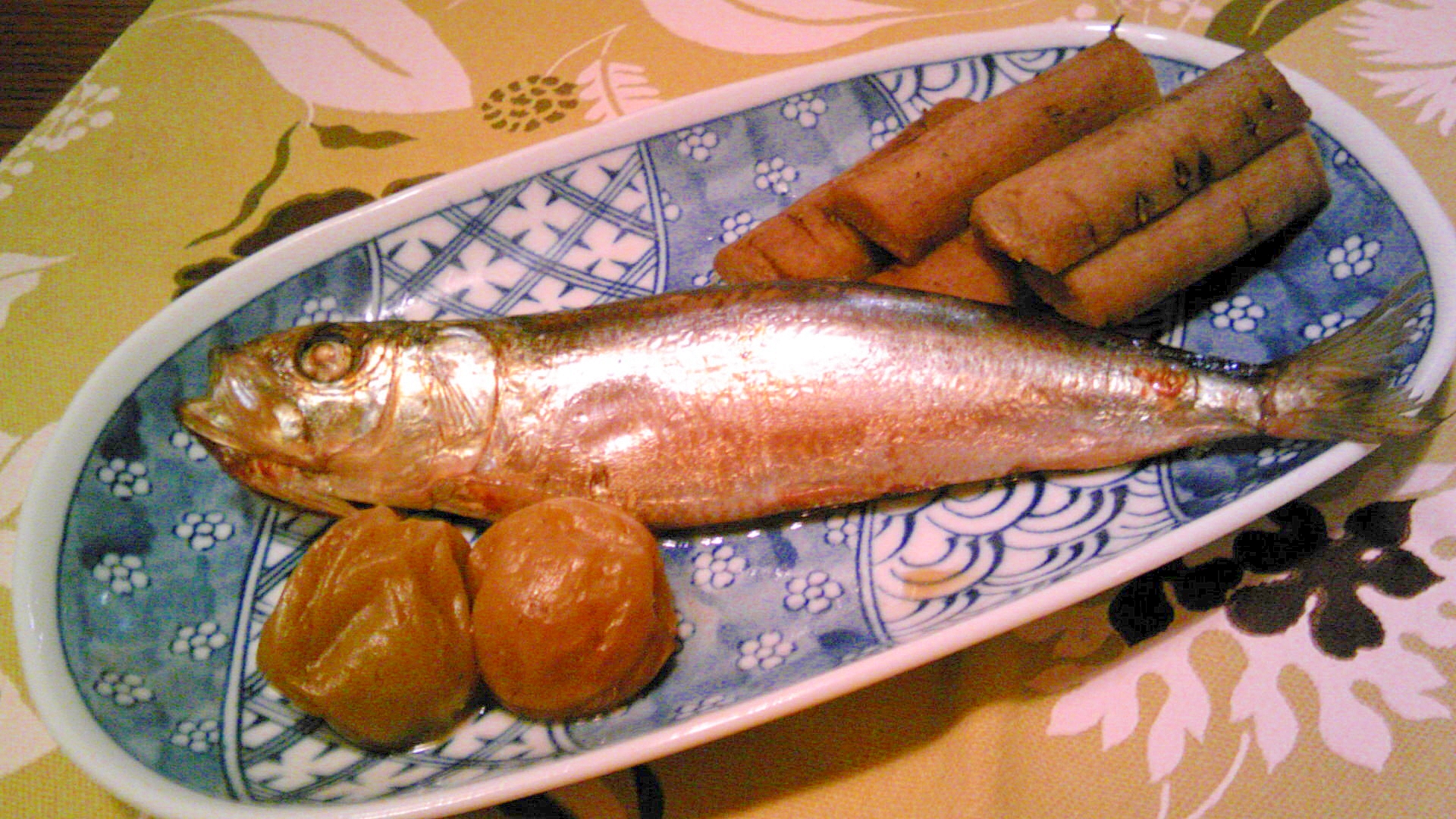 イワシの丸干しと牛蒡の梅風味煮