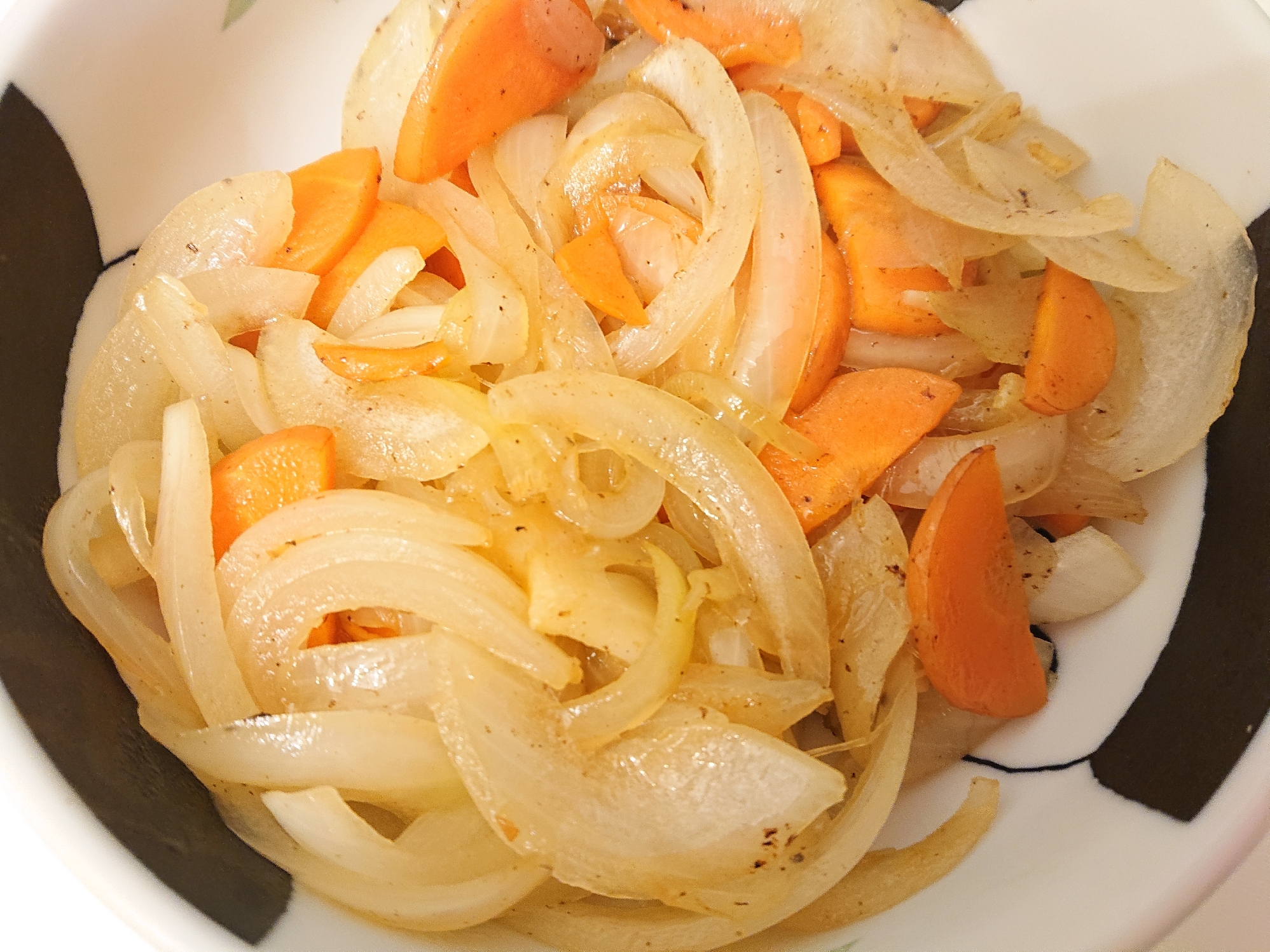 常備野菜に⭐玉ねぎと人参の炒め煮