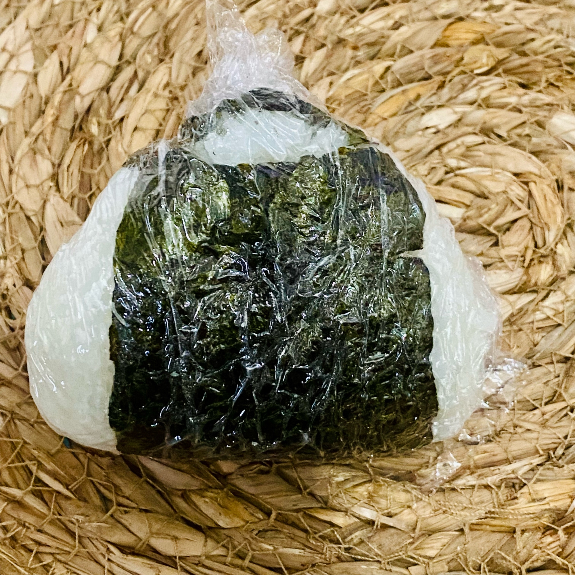 *菜の花とクリームチーズのおにぎり*