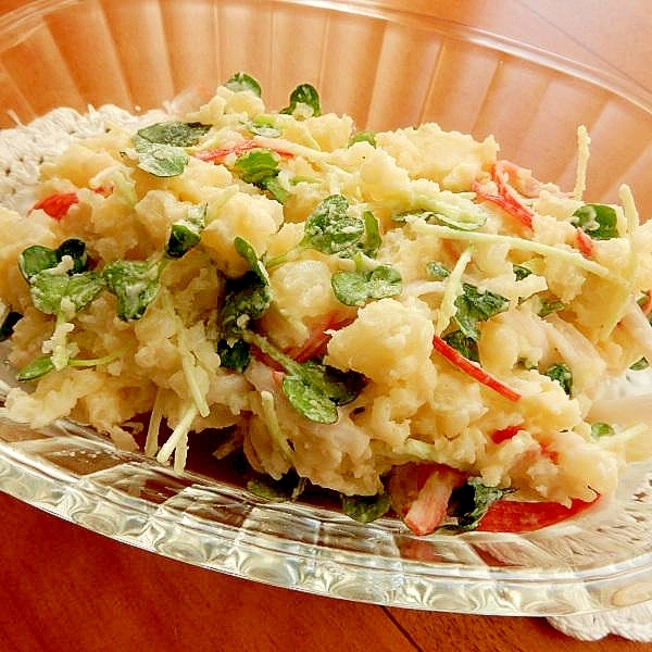 ふかした皮付きジャガ芋から６分！？カイワレポテサラ