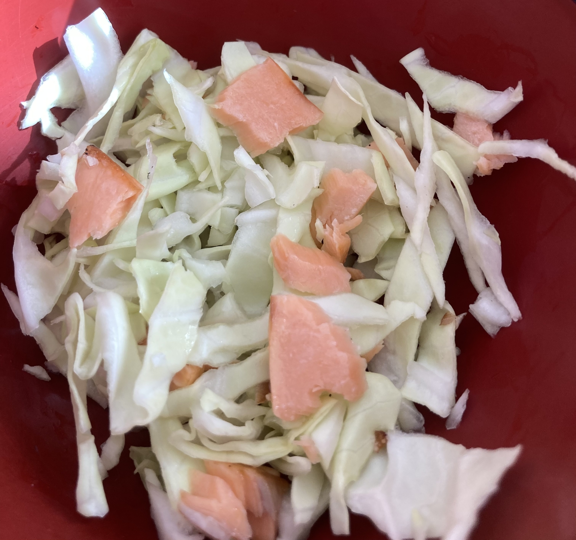 手作りヘルシー鮭フレークのサラダ