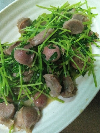 砂肝＊豆苗のにんにく炒め