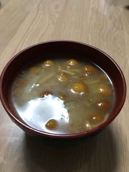 ★おいしい♪懐かしい味【なめこと大根の田舎味噌汁】