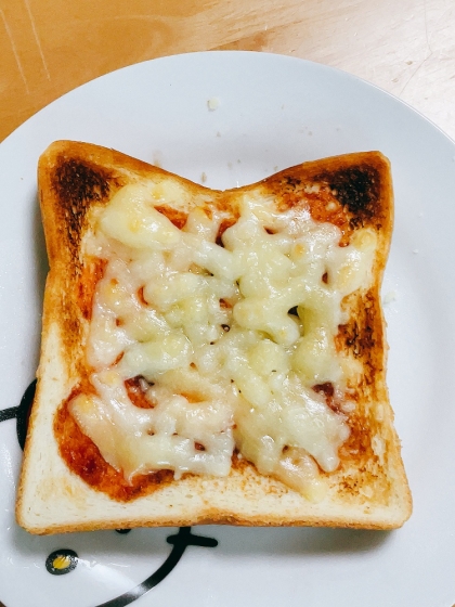 朝ごはんに♪チーズトースト