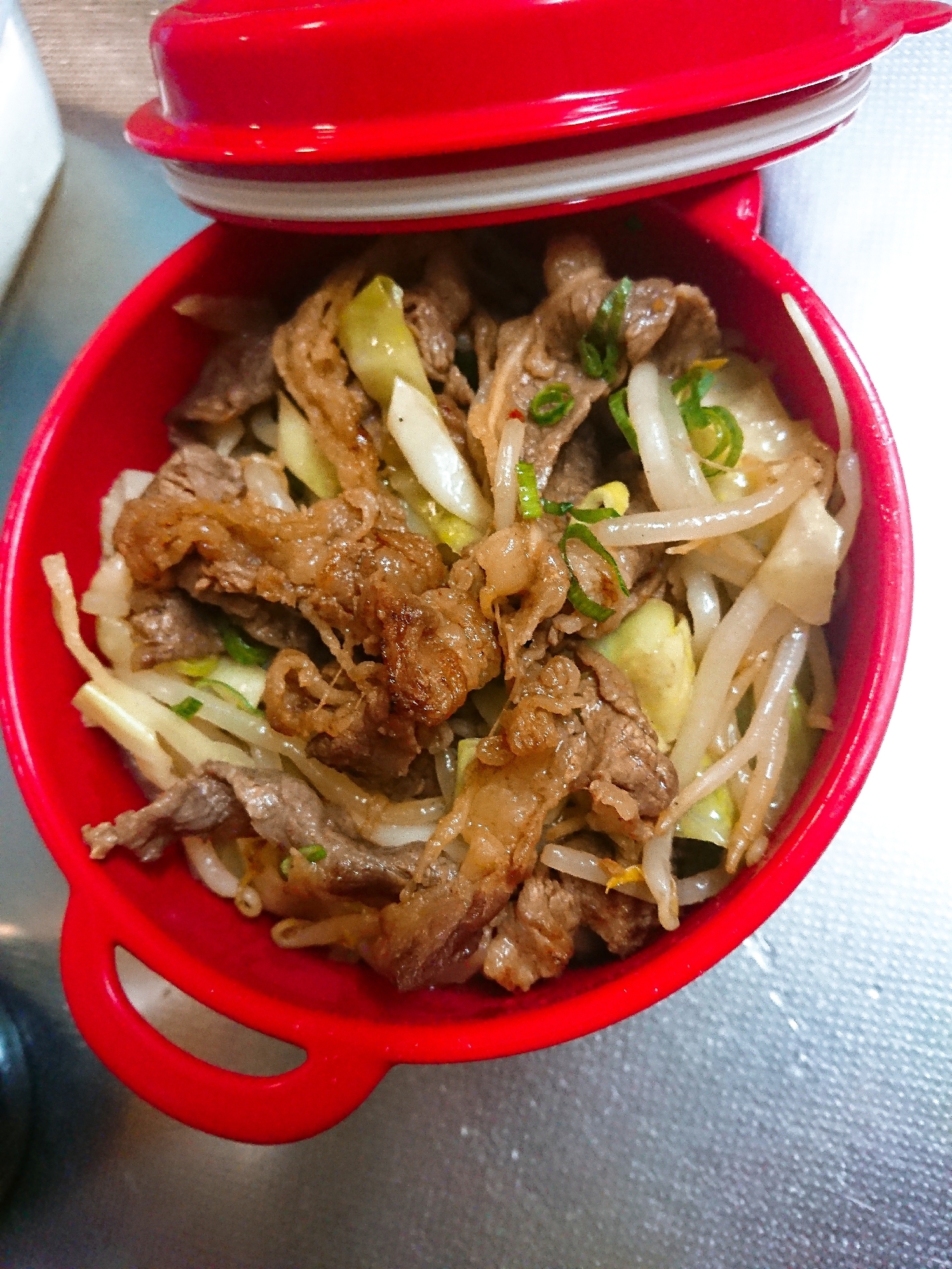 肉野菜炒めどんぶり弁当