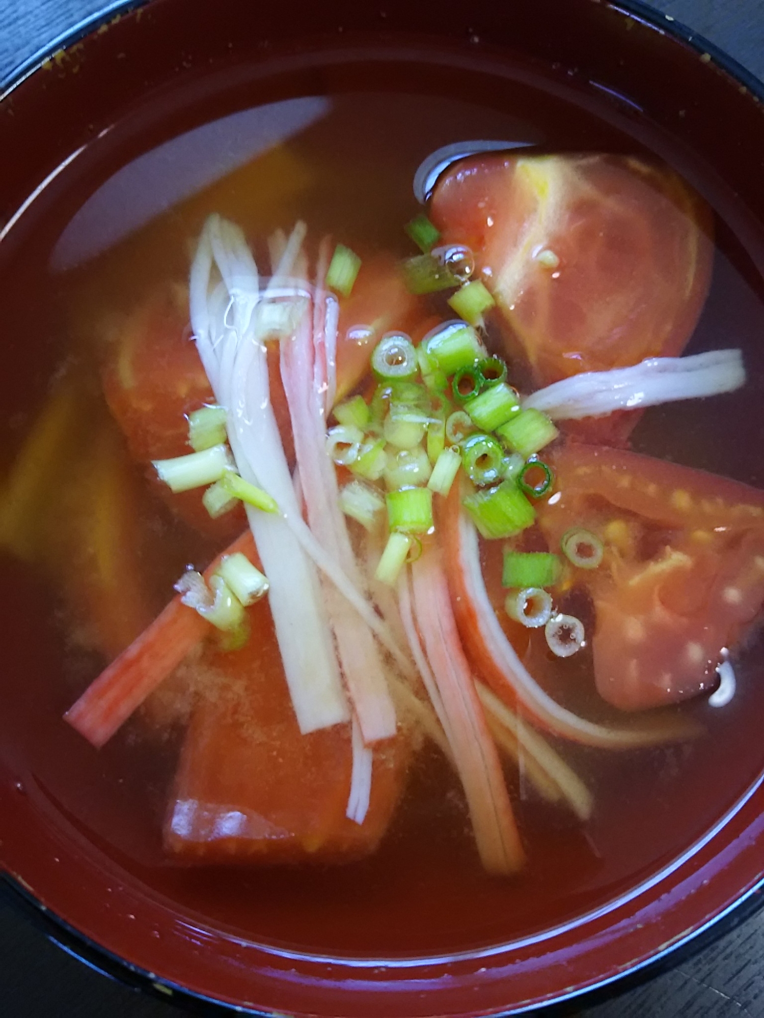 トマトとカニカマのお味噌汁(^^)