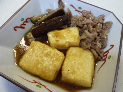 感動です！
揚げるよりもベタッとせず、簡単に美味しくできました。
牛肉とナスを加えて、旨煮にしてみました。
これから、我が家の揚げ出し豆腐は、これで決まりです。