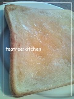 おいしくて大好きな味〜！それにしてもはなはな桜さんの写真のトーストがおいしそうです〜。ドイツのパンですか？すごく食べたくなりました。