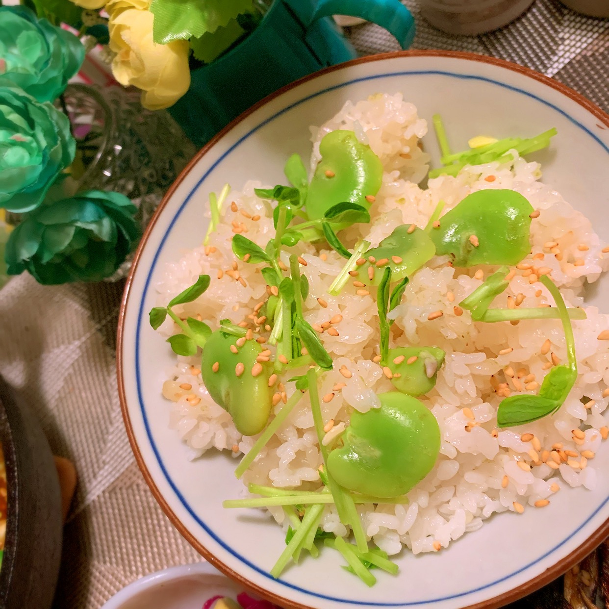 空豆と豆苗の昆布茶飯