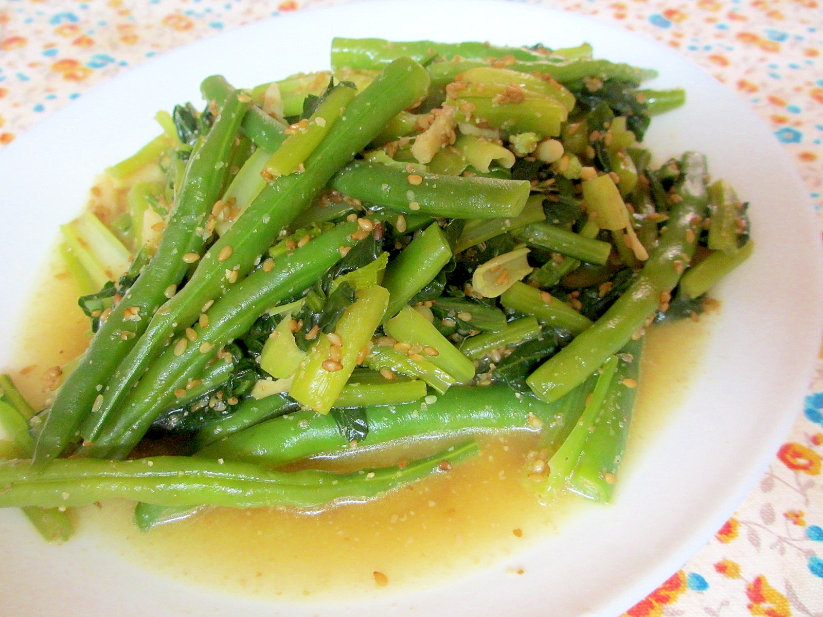 小松菜とインゲンのゴマ風味オイル煮