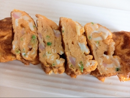 余ったなるとで♡彩り可愛い♡ラーメン風♡玉子焼き