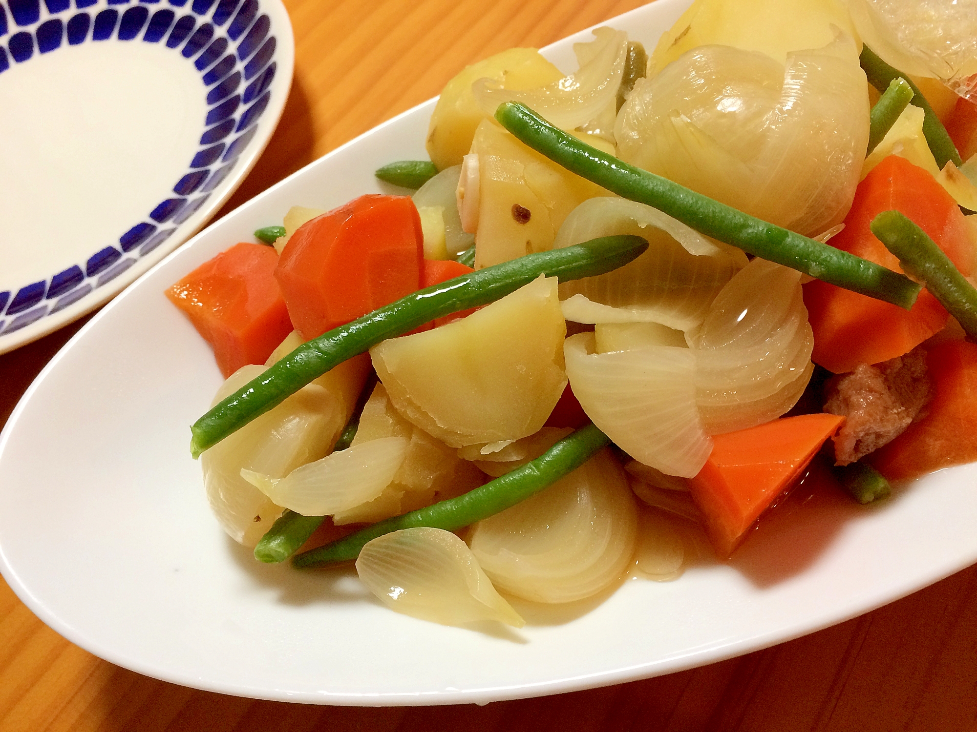 じゃが芋と人参、玉ねぎの梅煮