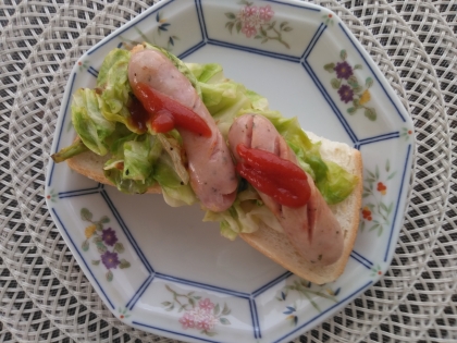 mimiちゃん食パンに
のせました♪
朝からがっつり
食べられ美味しかったです(+_+)
夢シニアのレシピで
作っていただき感謝です⤴️