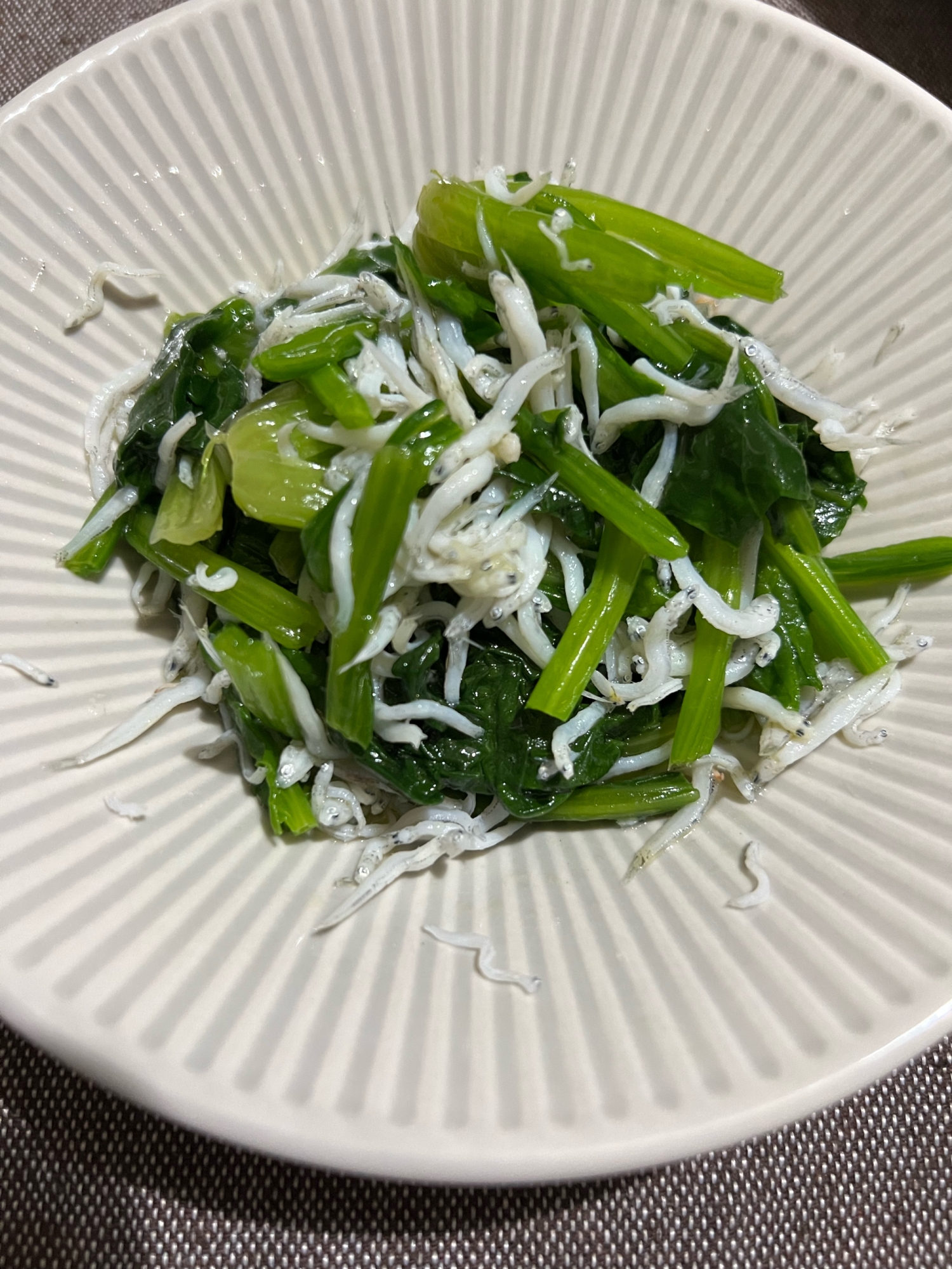 しらすとほうれん草のオリーブオイル和え