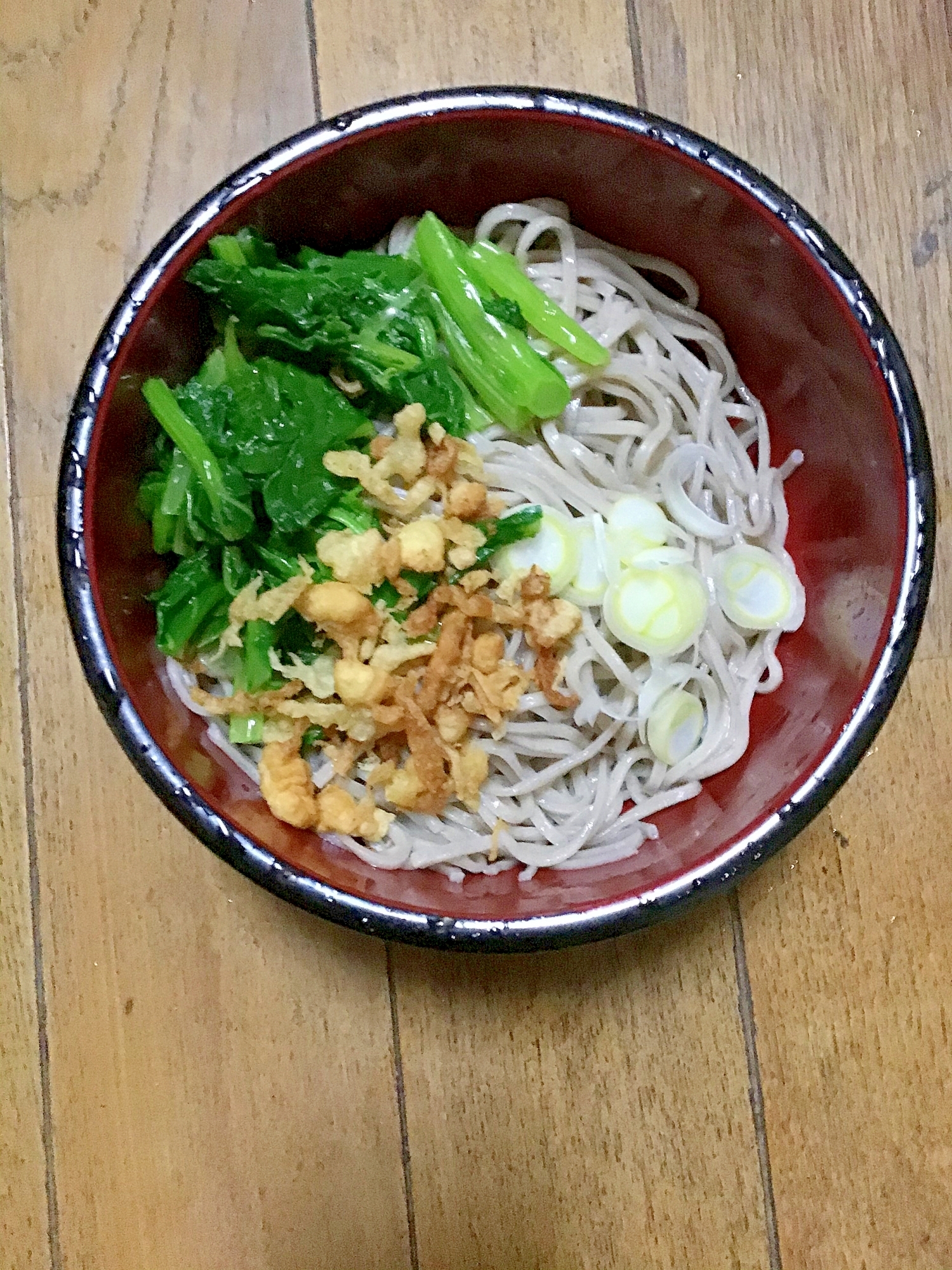 かき菜の冷やしぶっかけ狸そば。