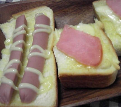 レタスとお魚ソーセージのマヨオレガノおやつパン