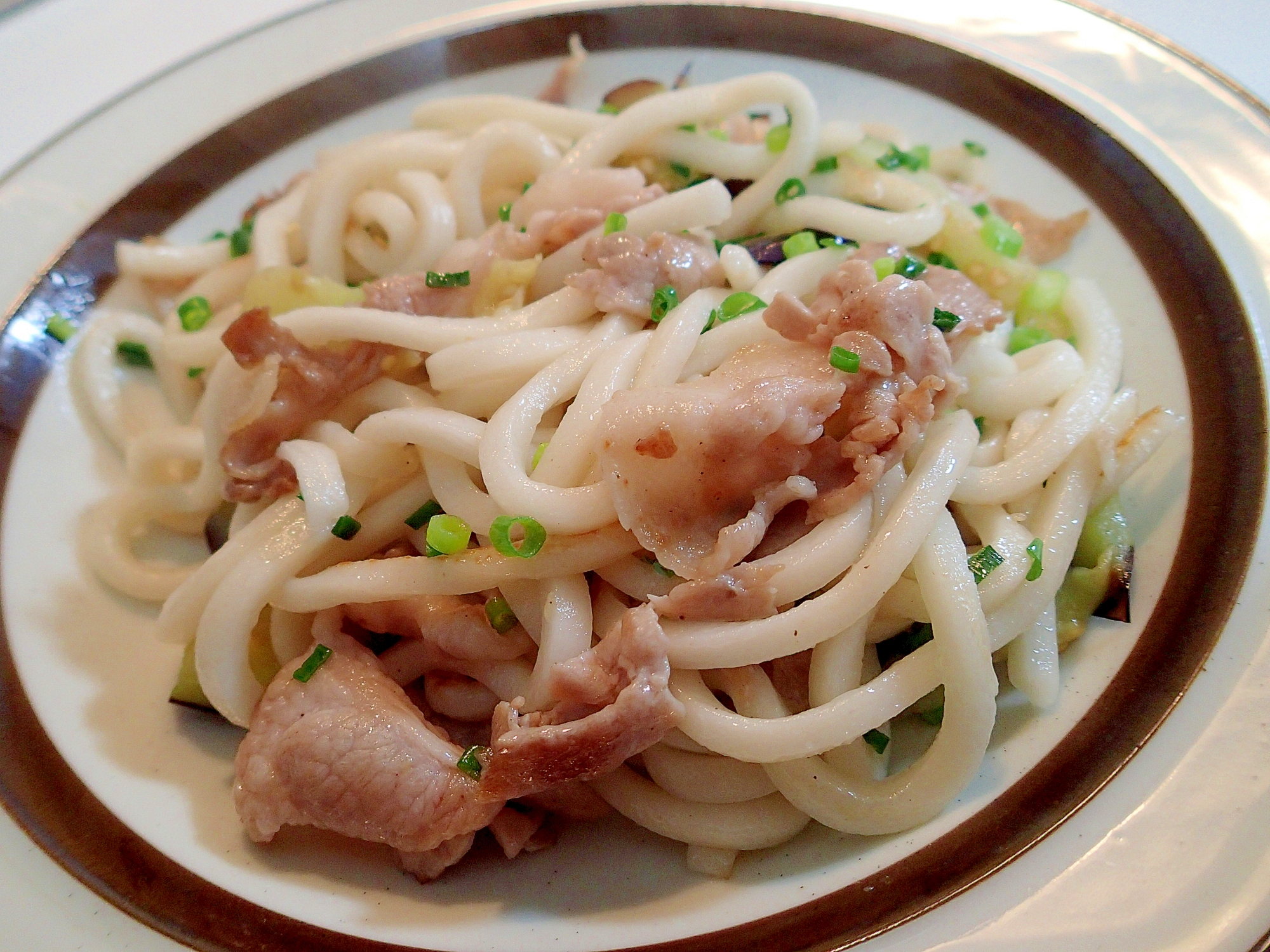 創味シャンタンで　豚肉と茄子と葱の焼き饂飩