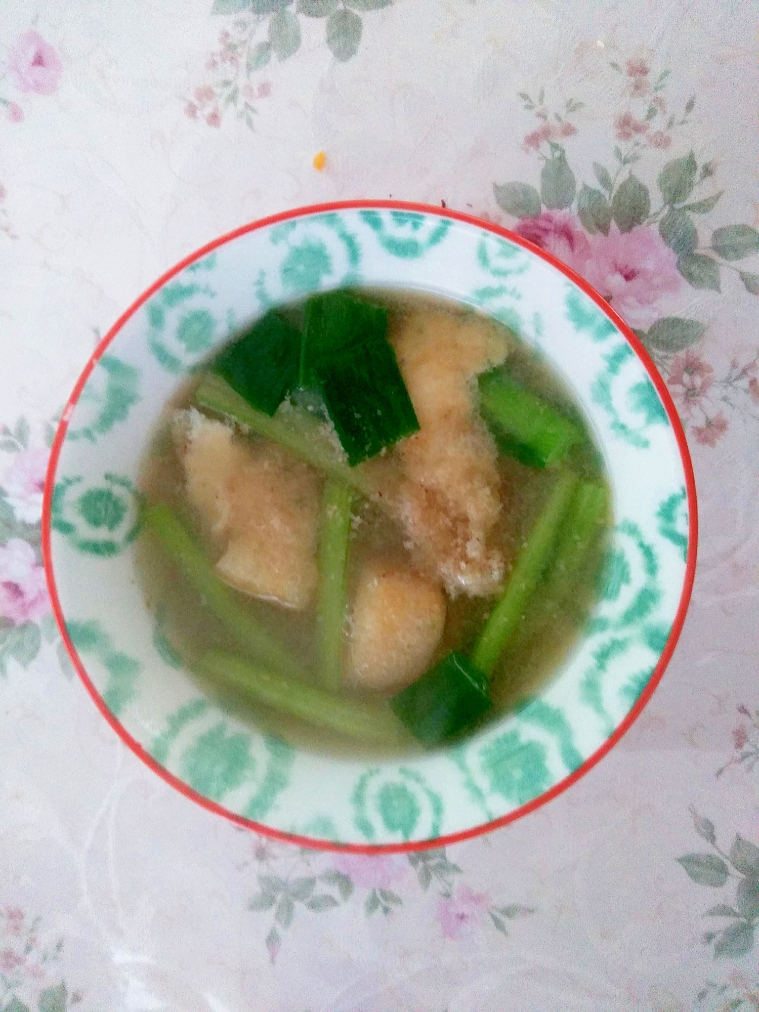 時短！冷凍野菜とおあげの味噌汁