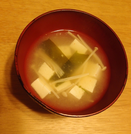 エノキの甘みが美味しいお味噌汁でした
ご馳走様でした