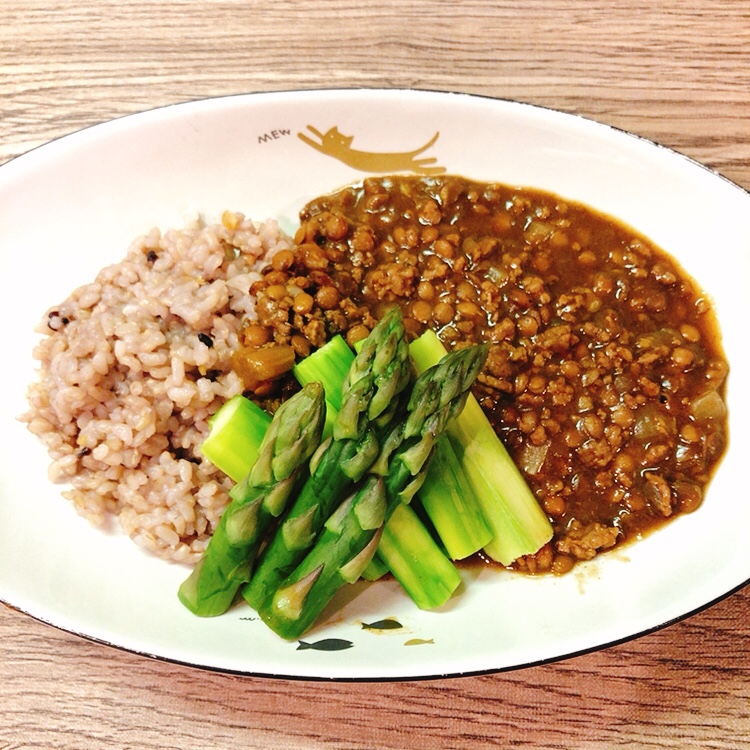 簡単ヘルシー作り置き！挽肉とレンズ豆のカレー