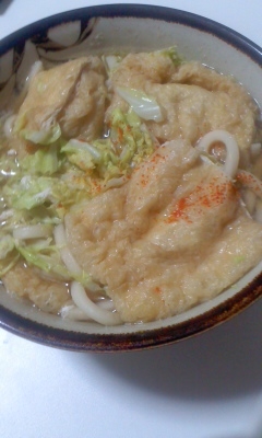 きゃべつが入った　うどん